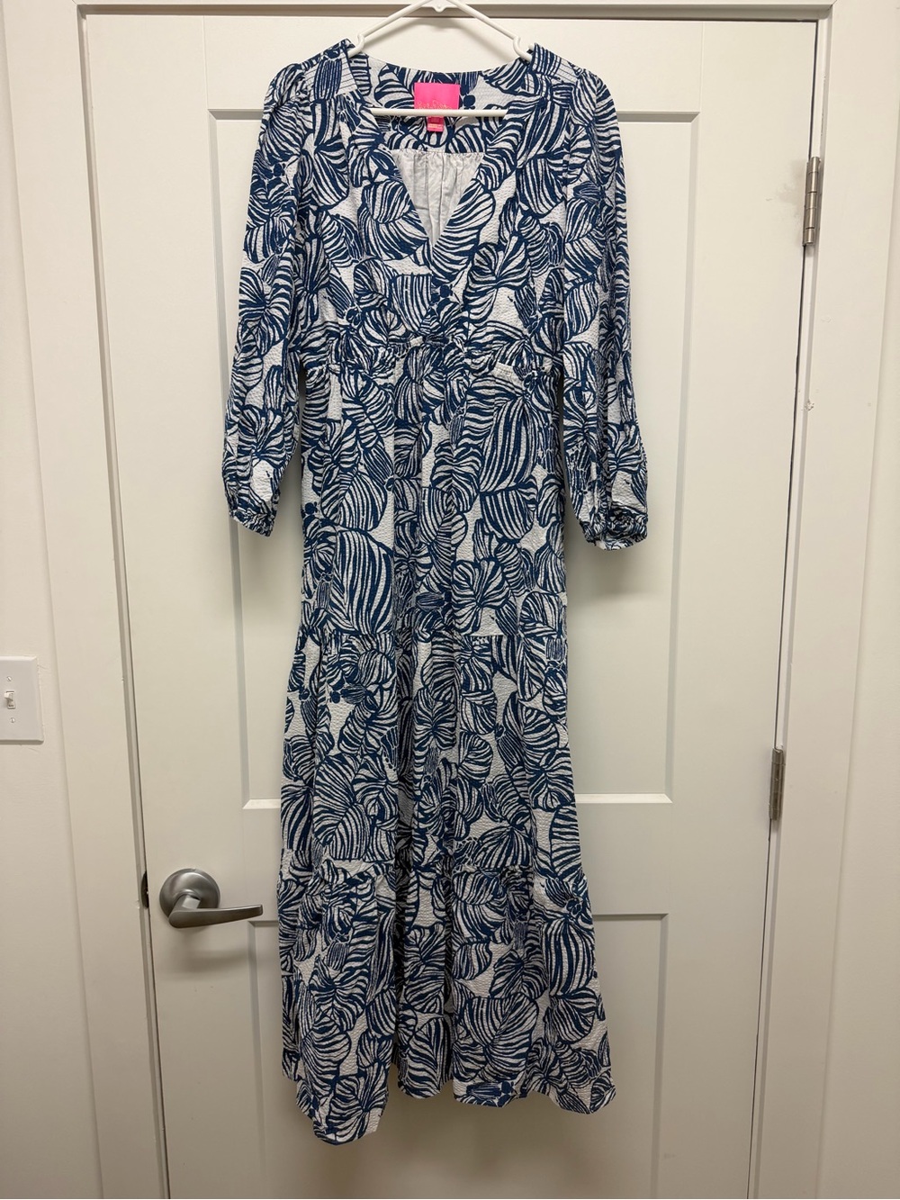 Lilly Pulitzer Deacon 3/4 Sleeve V-Neck Aegean Navy Beach Path Size 8 - Picture 5 of 8